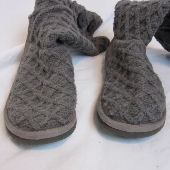 UGG Australia Boots Lattice Cardy Gray Knit 2-Button Tall Winter Women's 6 - Picture 3 of 7